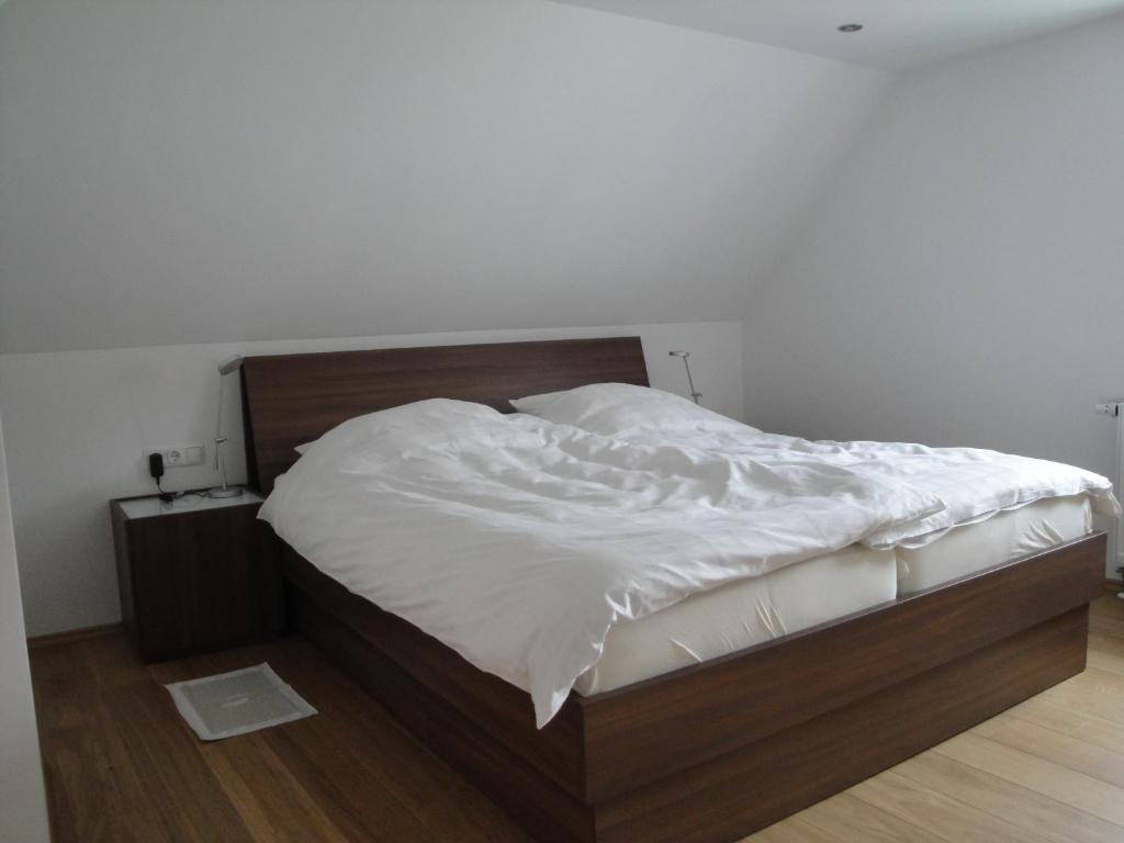 Bed & Kitchen Burgau Quarto foto